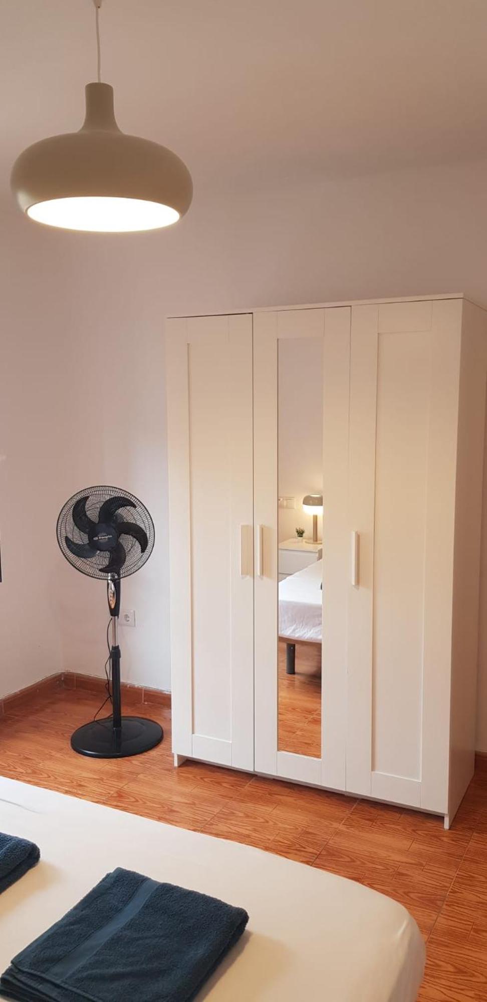 Apartment Amplio Piso Centrico Gijon